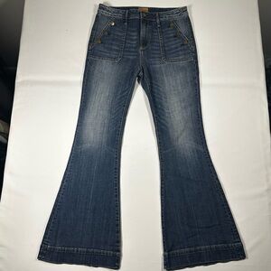 Driftwood Classic Fit Farrah Flare Trouser Jeans Boot Barn